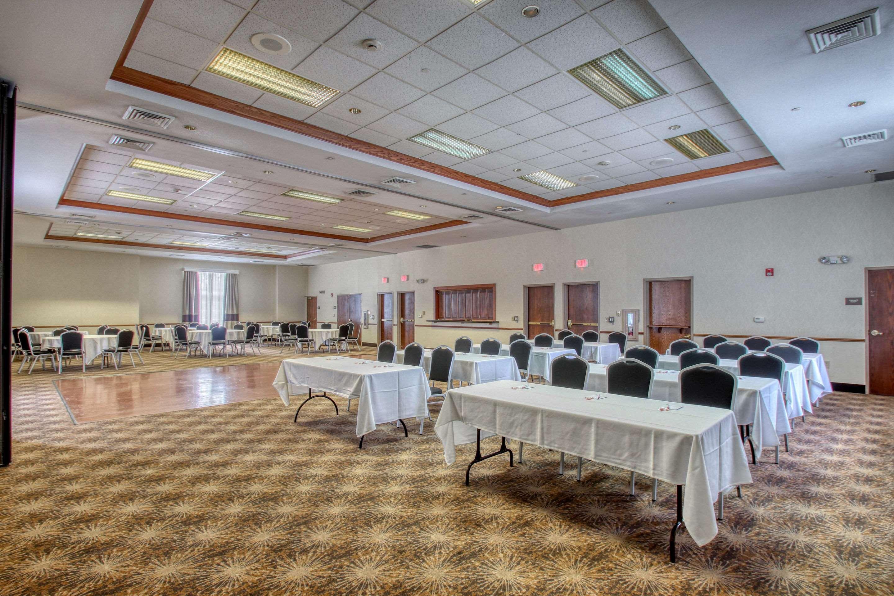 Comfort Suites Milwaukee Airport Ок-Крик Экстерьер фото