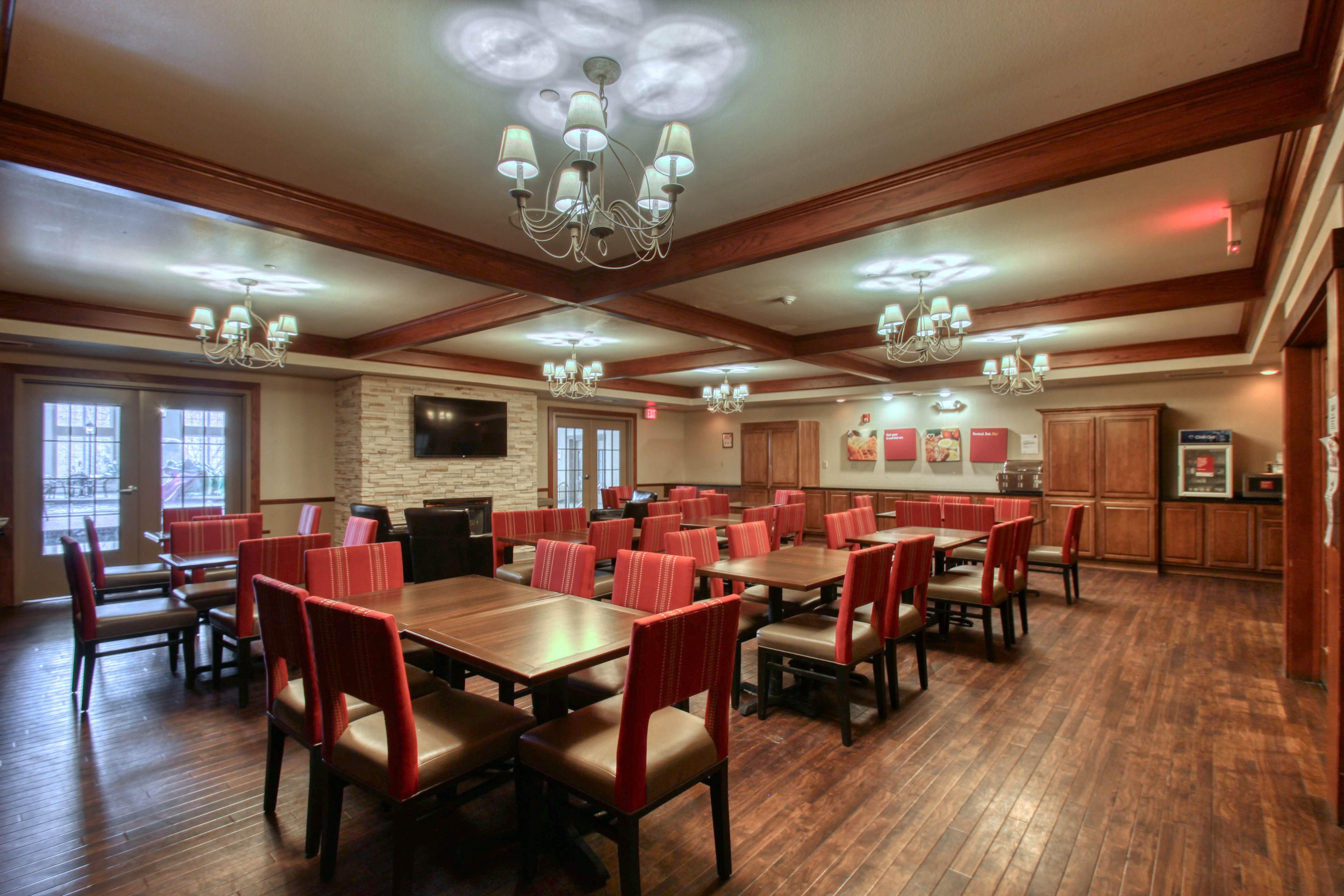 Comfort Suites Milwaukee Airport Ок-Крик Экстерьер фото