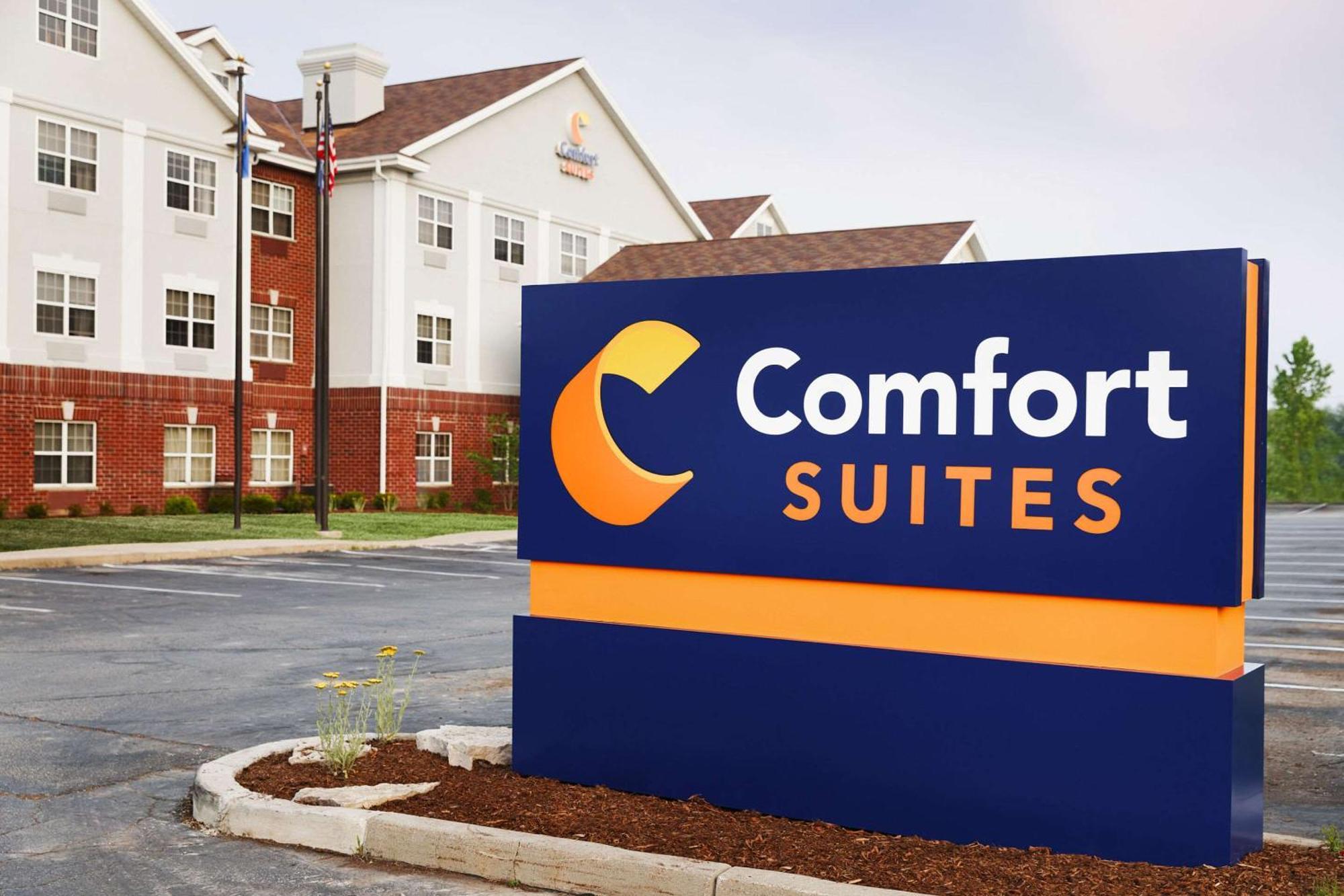 Comfort Suites Milwaukee Airport Ок-Крик Экстерьер фото
